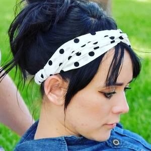 Meet your Posher, Caitlin